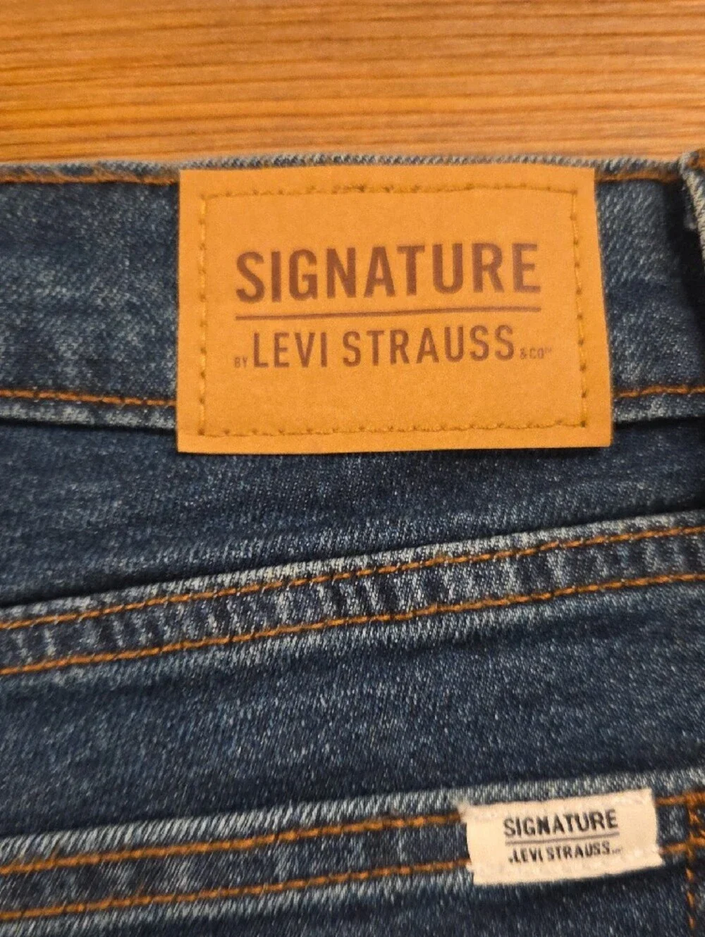 Levi Cutoff Shorts - Dark Blue Size 16